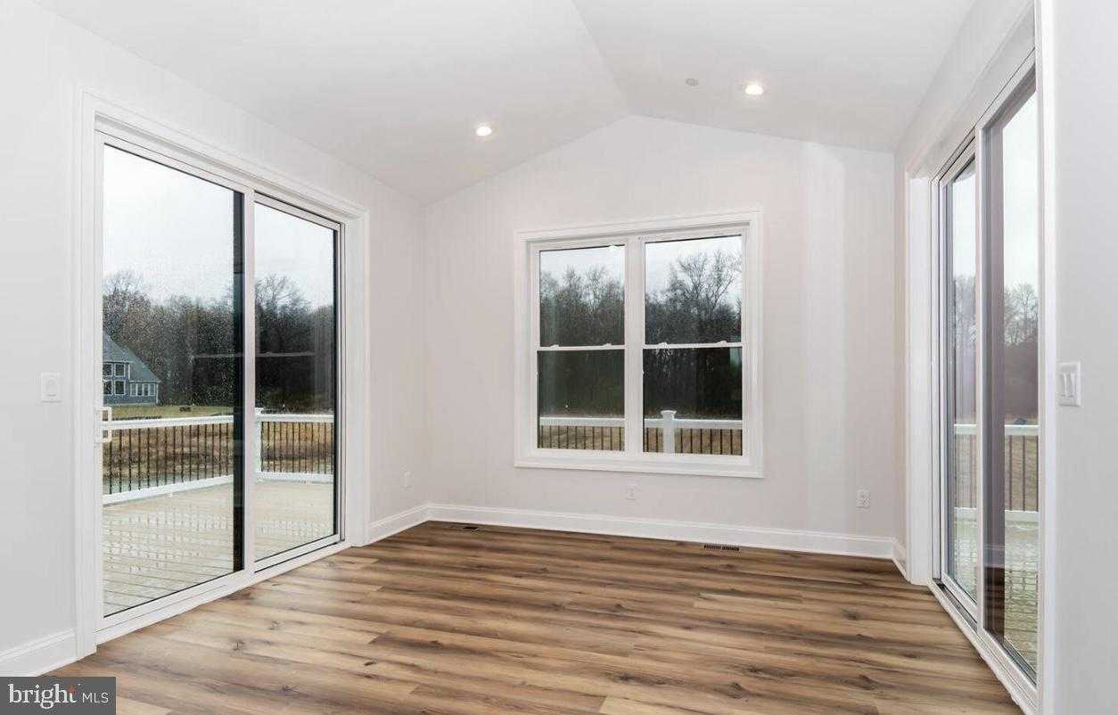 219 Songbird Ln photo 13