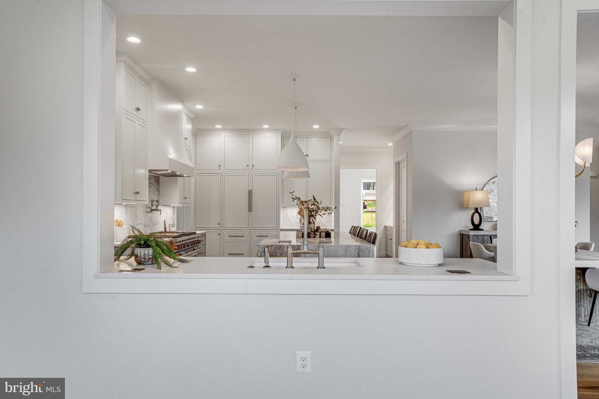 1002 Springvale Rd photo 24