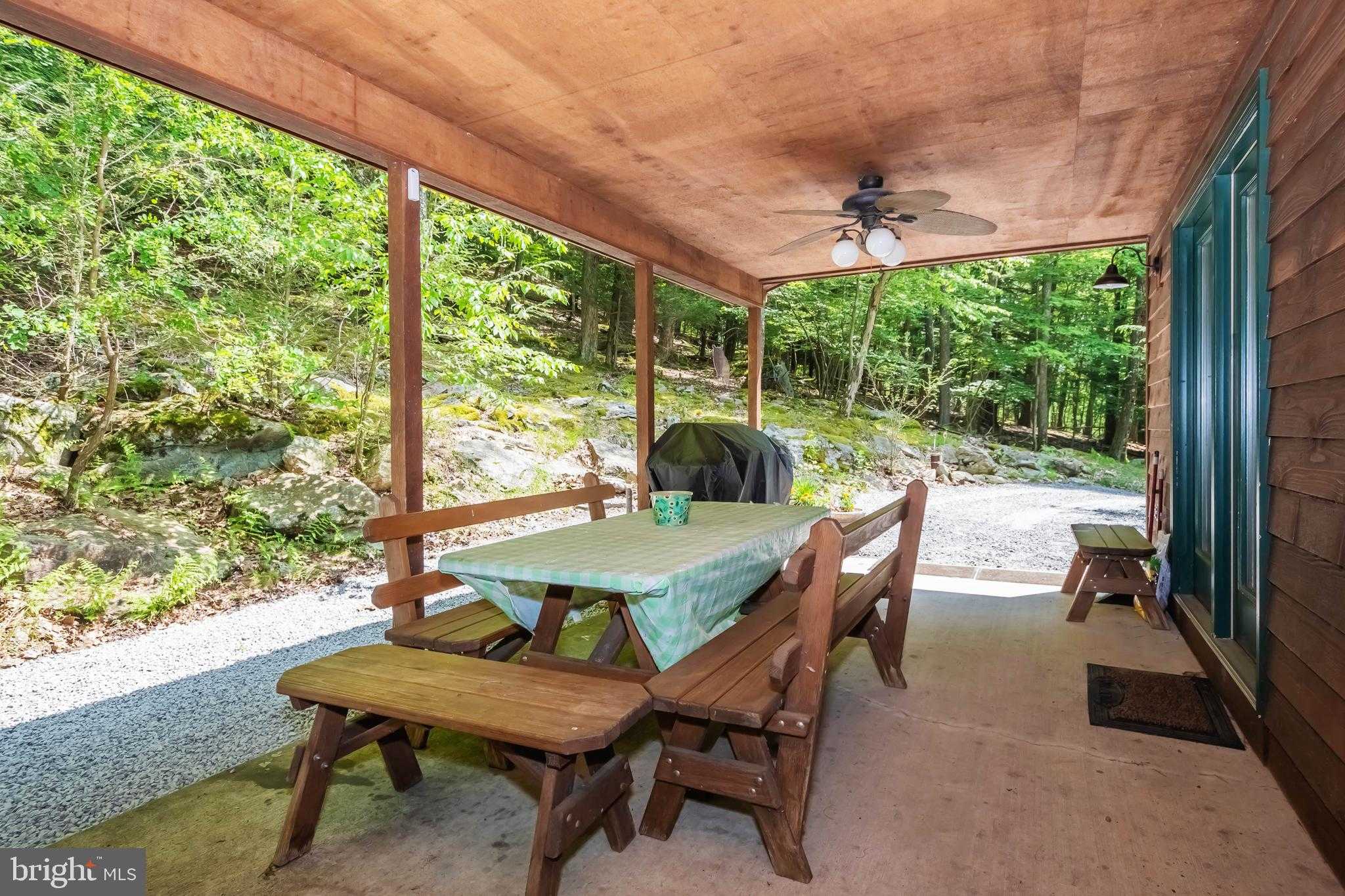 333 Sloan Tract Rd photo 8