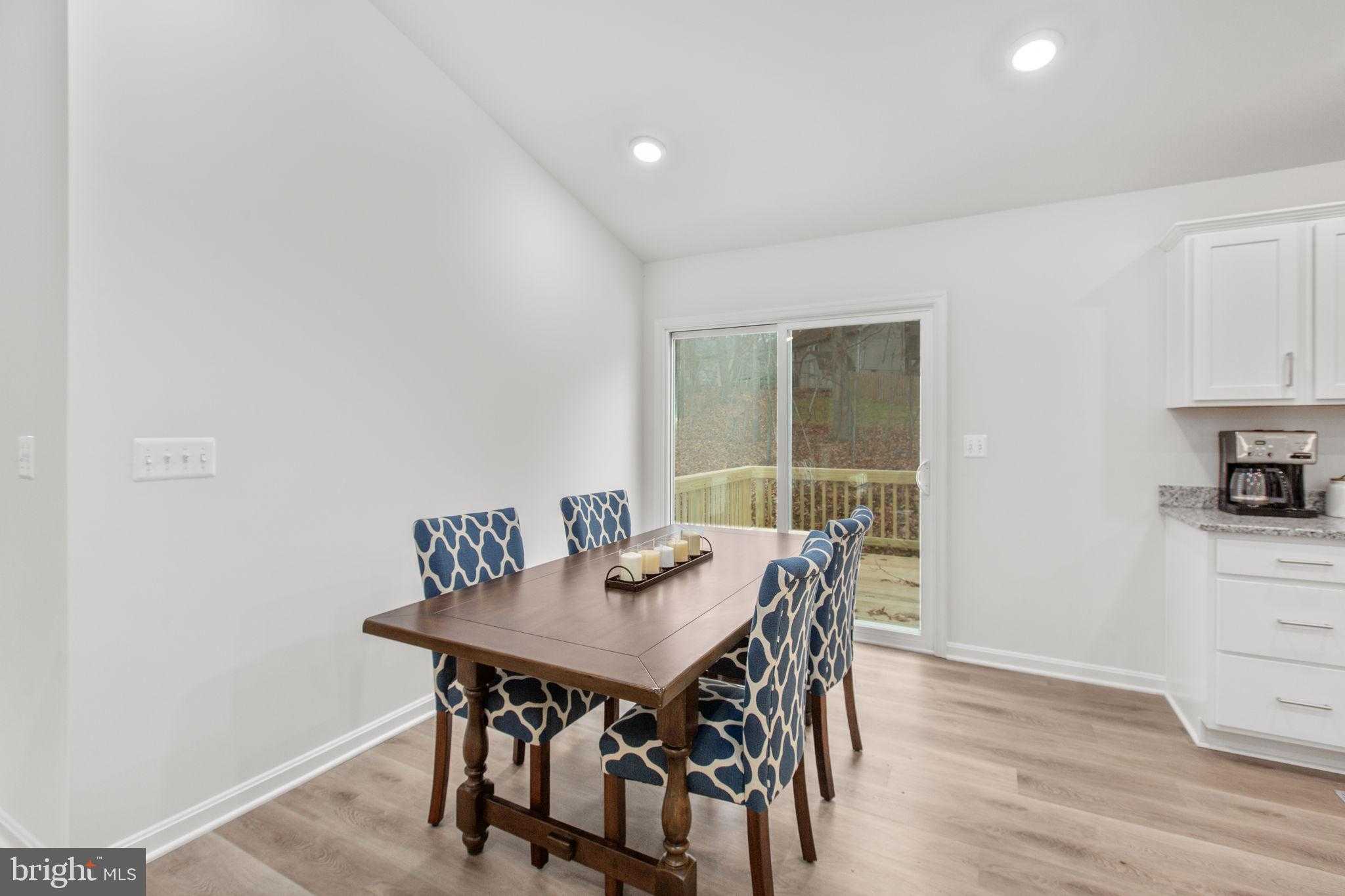 702 Eastover Pkwy photo 12