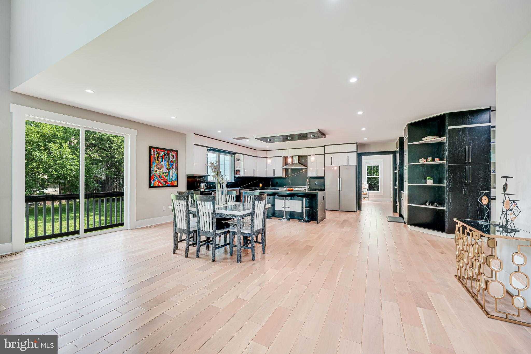 9908 Blake Ln photo 18