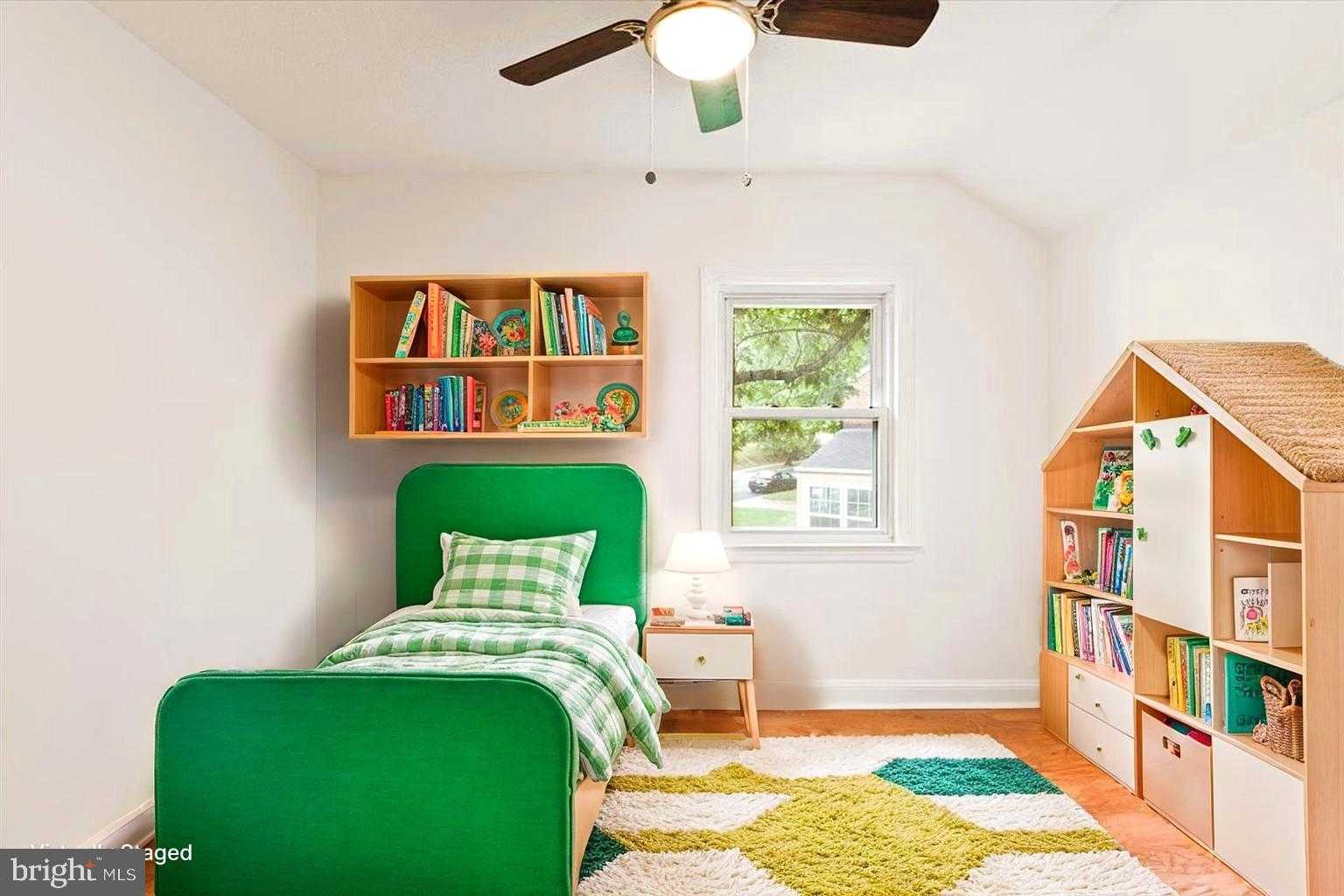 5901 Euclid St photo 22