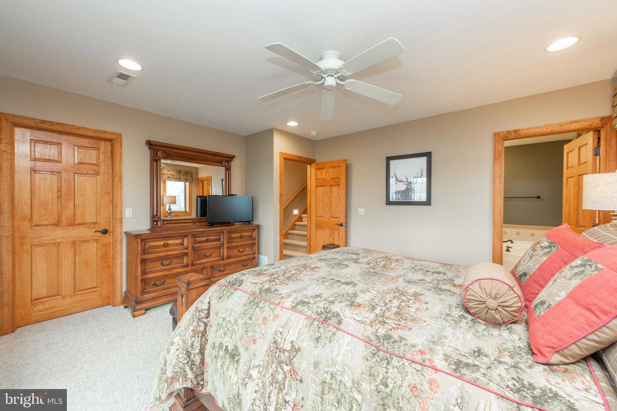 662 Waterfront Greens Dr photo 50