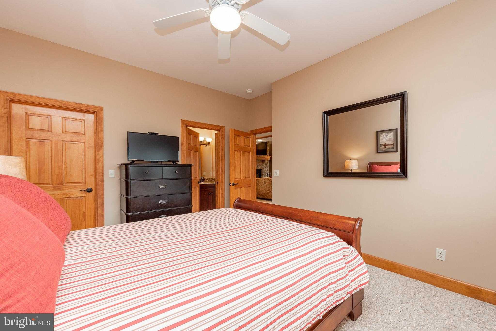 662 Waterfront Greens Dr photo 56