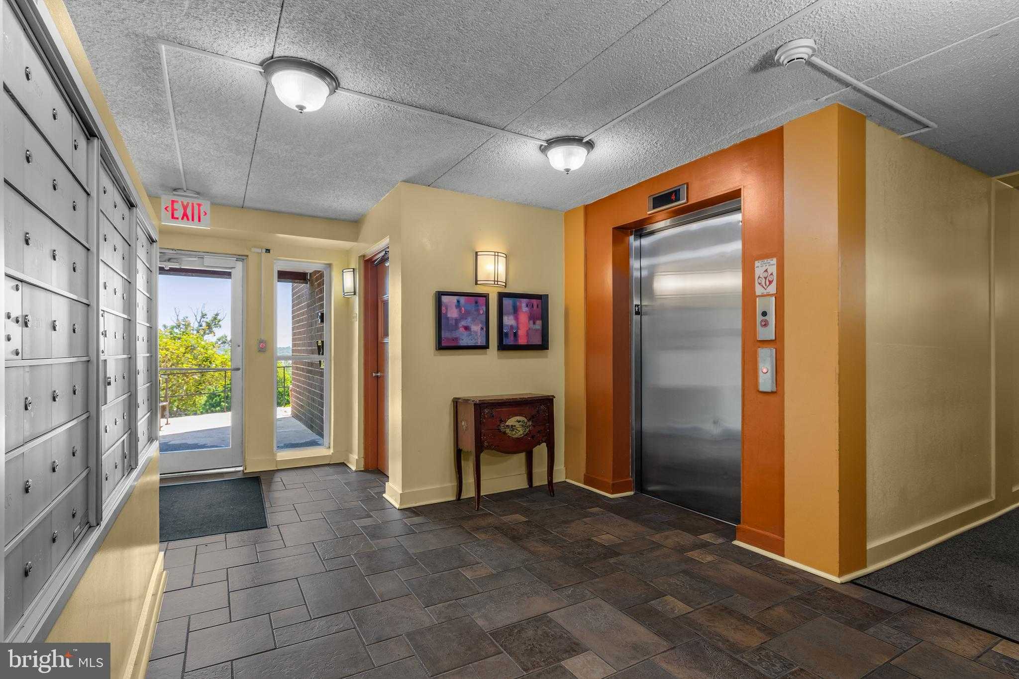 75 S Reynolds St Apt 101 photo 36