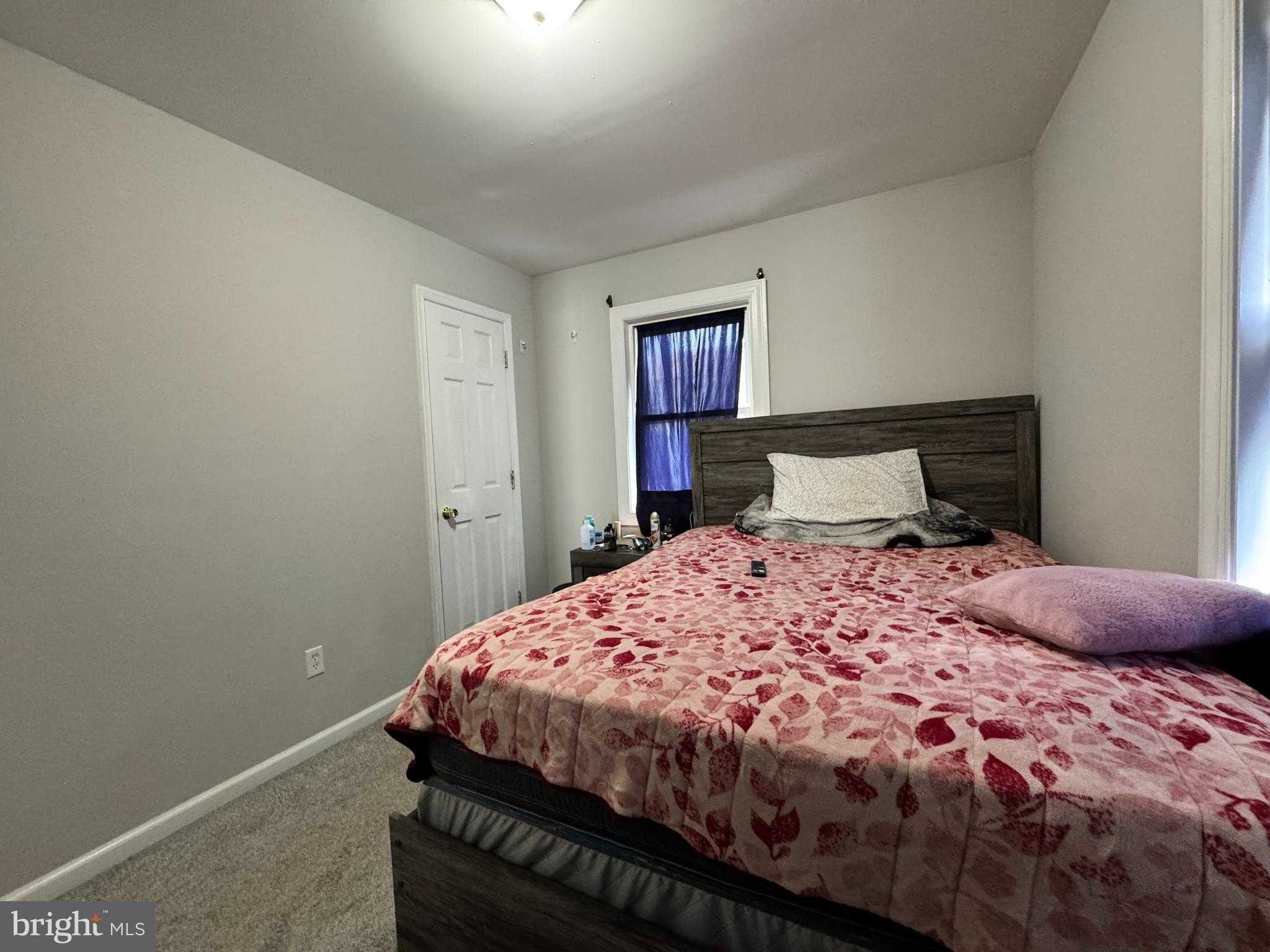 310 Princeton Ave photo 18