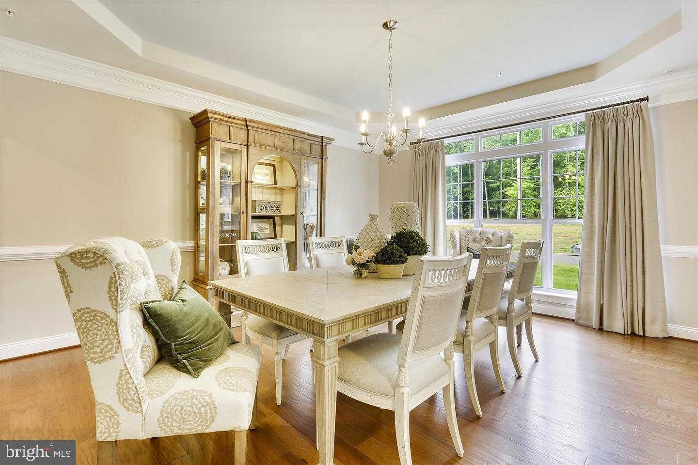 927 Heatherfield Ln photo 11