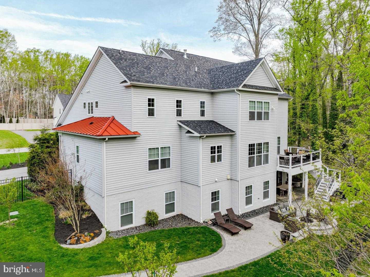 927 Heatherfield Ln photo 17