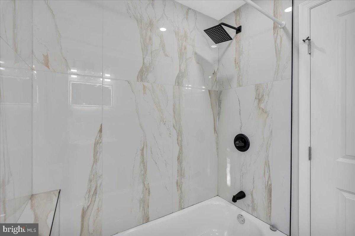 6323 Ogontz Ave photo 10