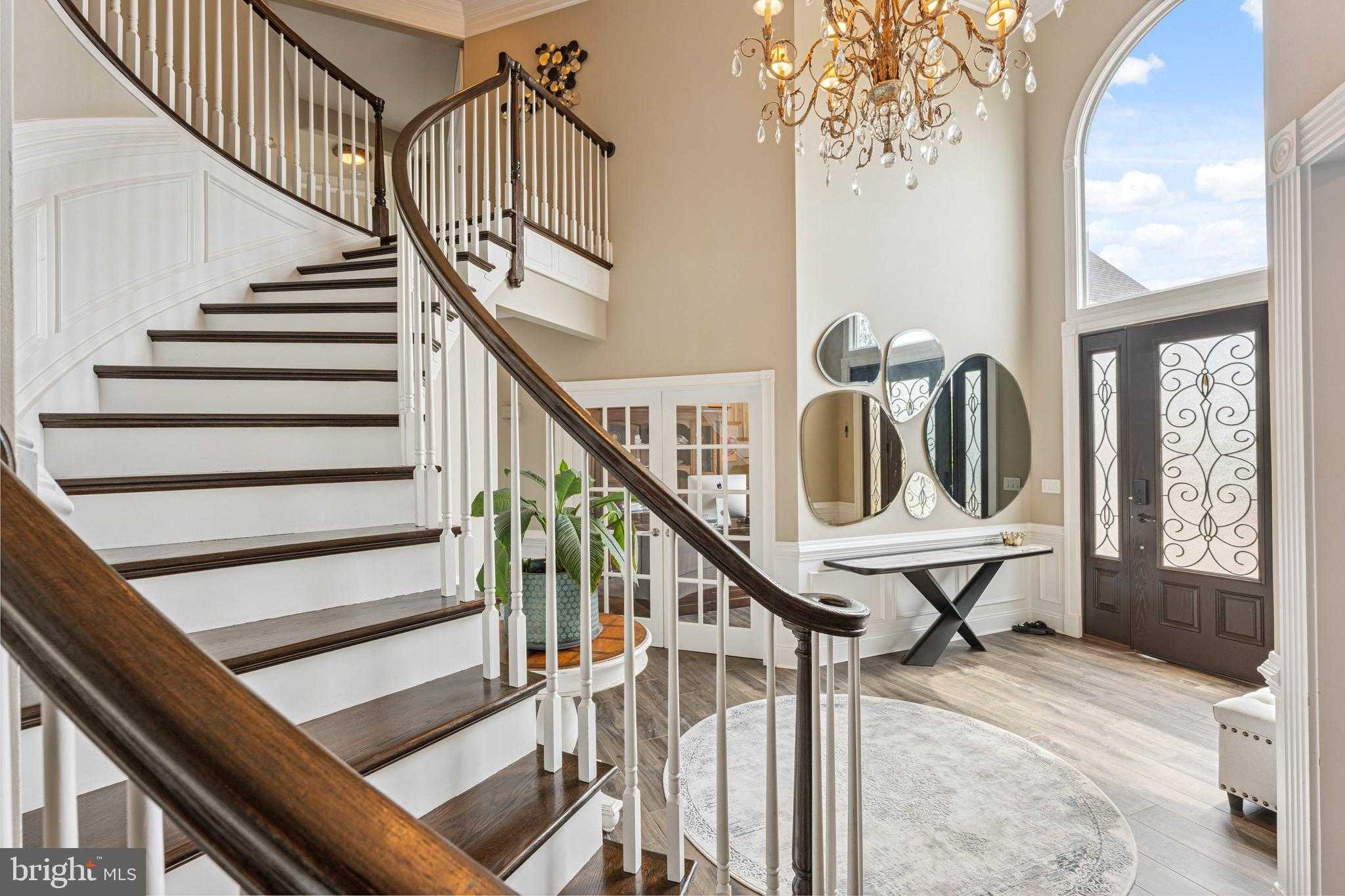 105 Edwards Dr photo 13