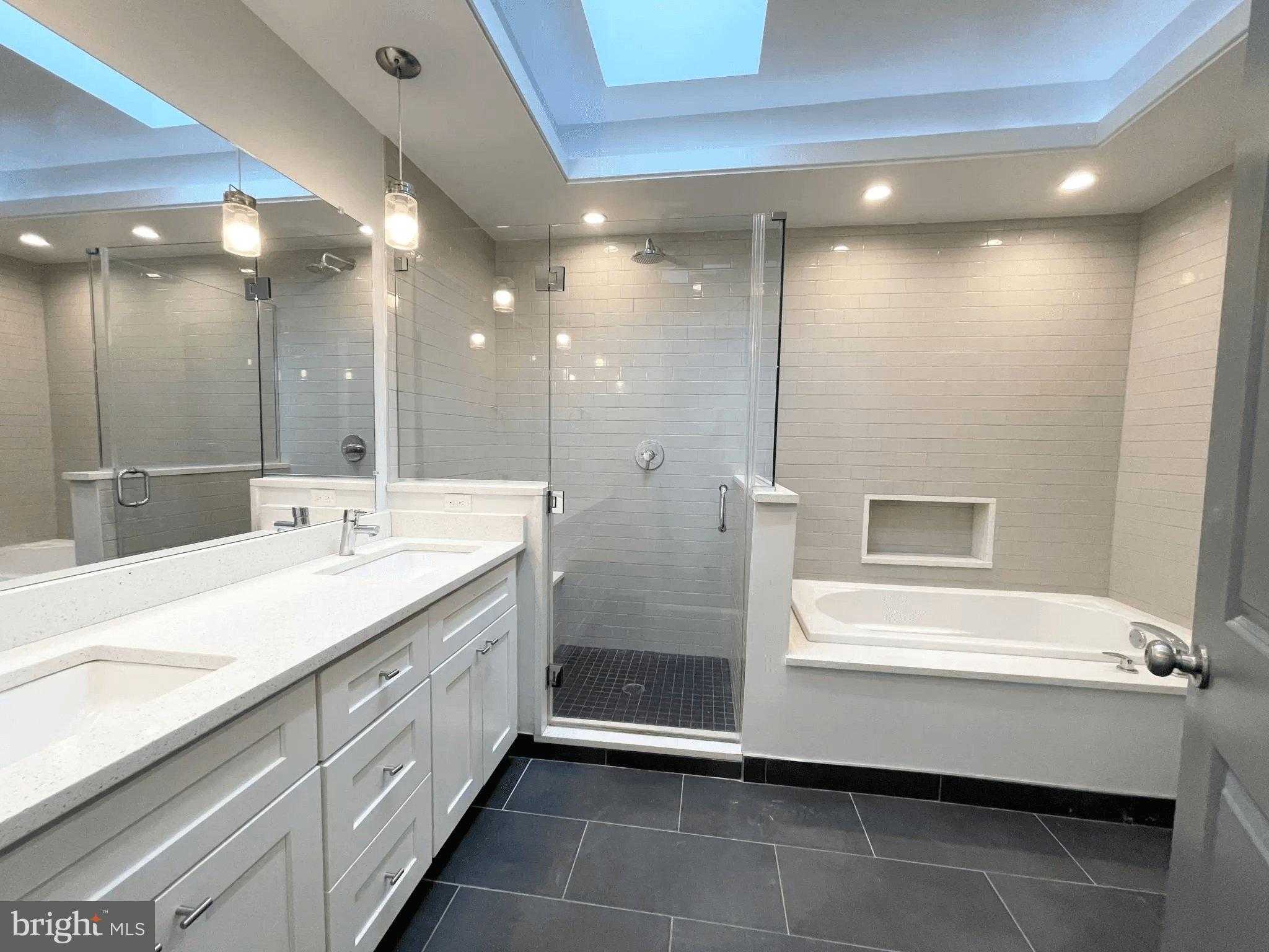 1336 N 7th St Apt 1 photo 9