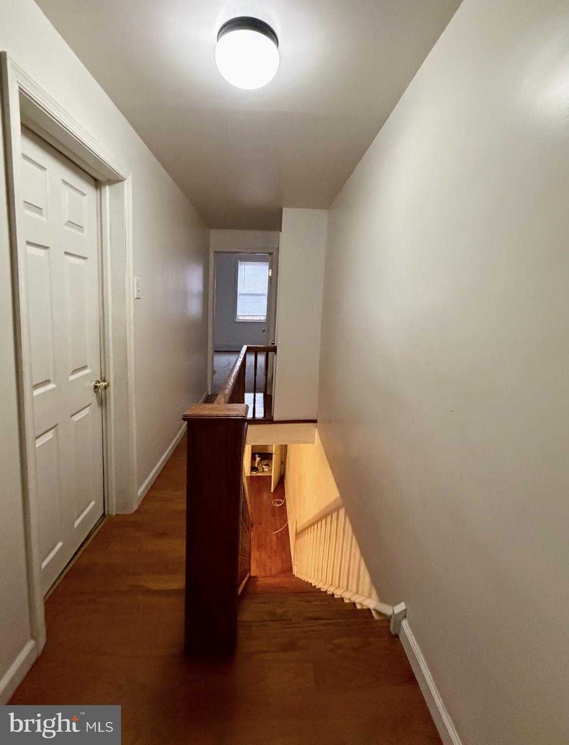 1748 S Chadwick St photo 5