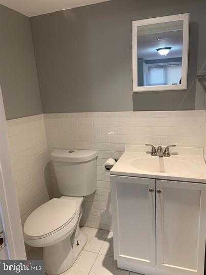 210 Londonderry Ln photo 7