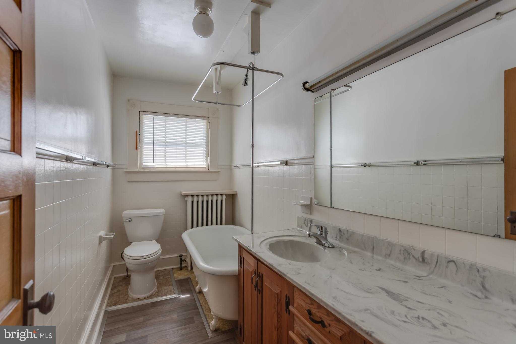 218 Treadwell St photo 41