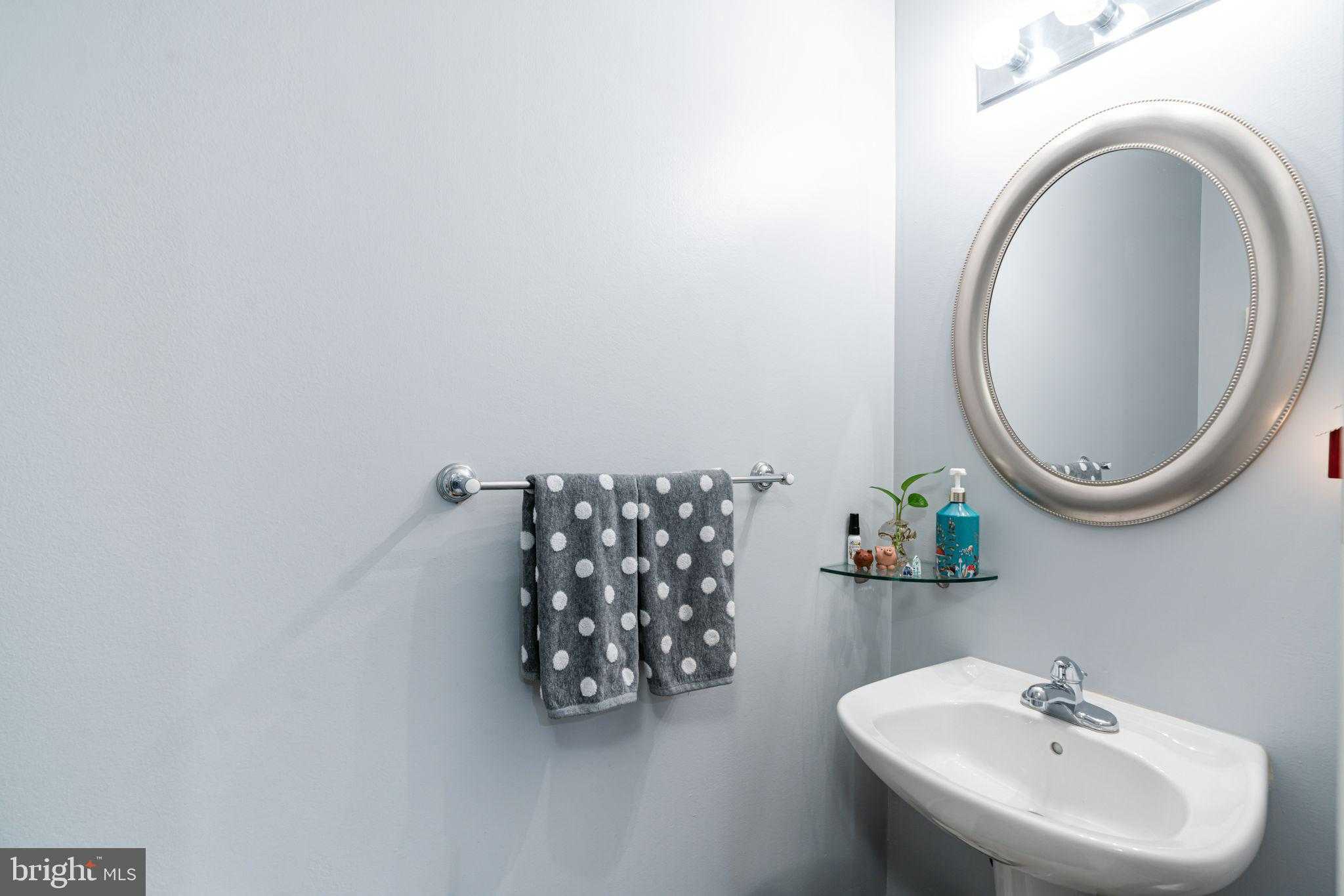 2 Leverington Ave # Ph12 photo 26