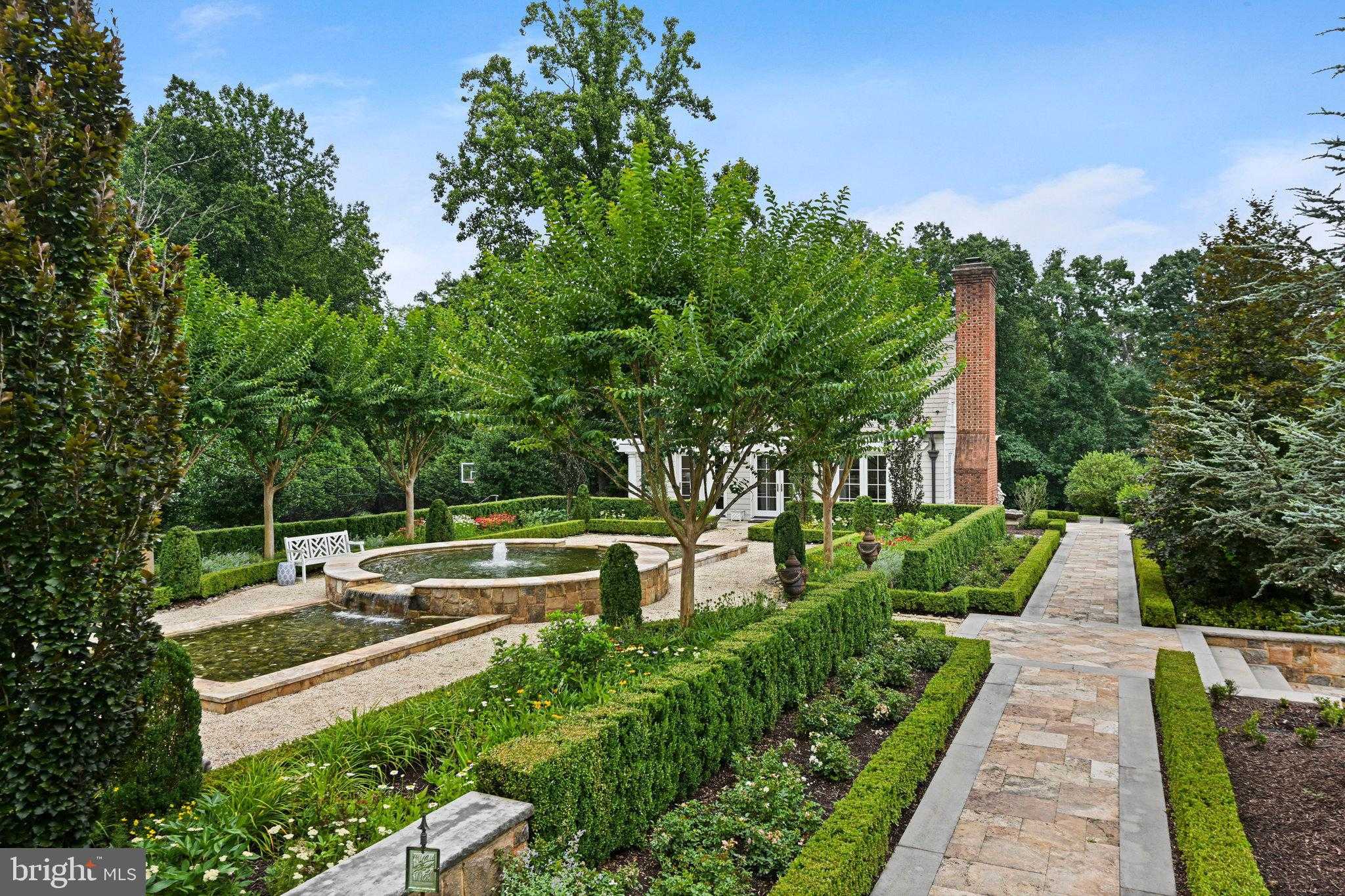 11100 Kings Cavalier CT photo 118