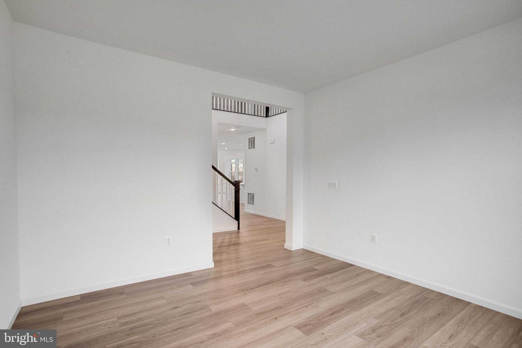 2009 Divot Dr photo 6