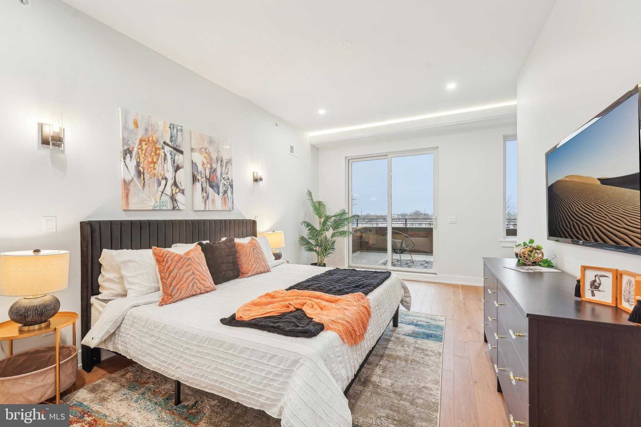 2511 E Elkhart St photo 20