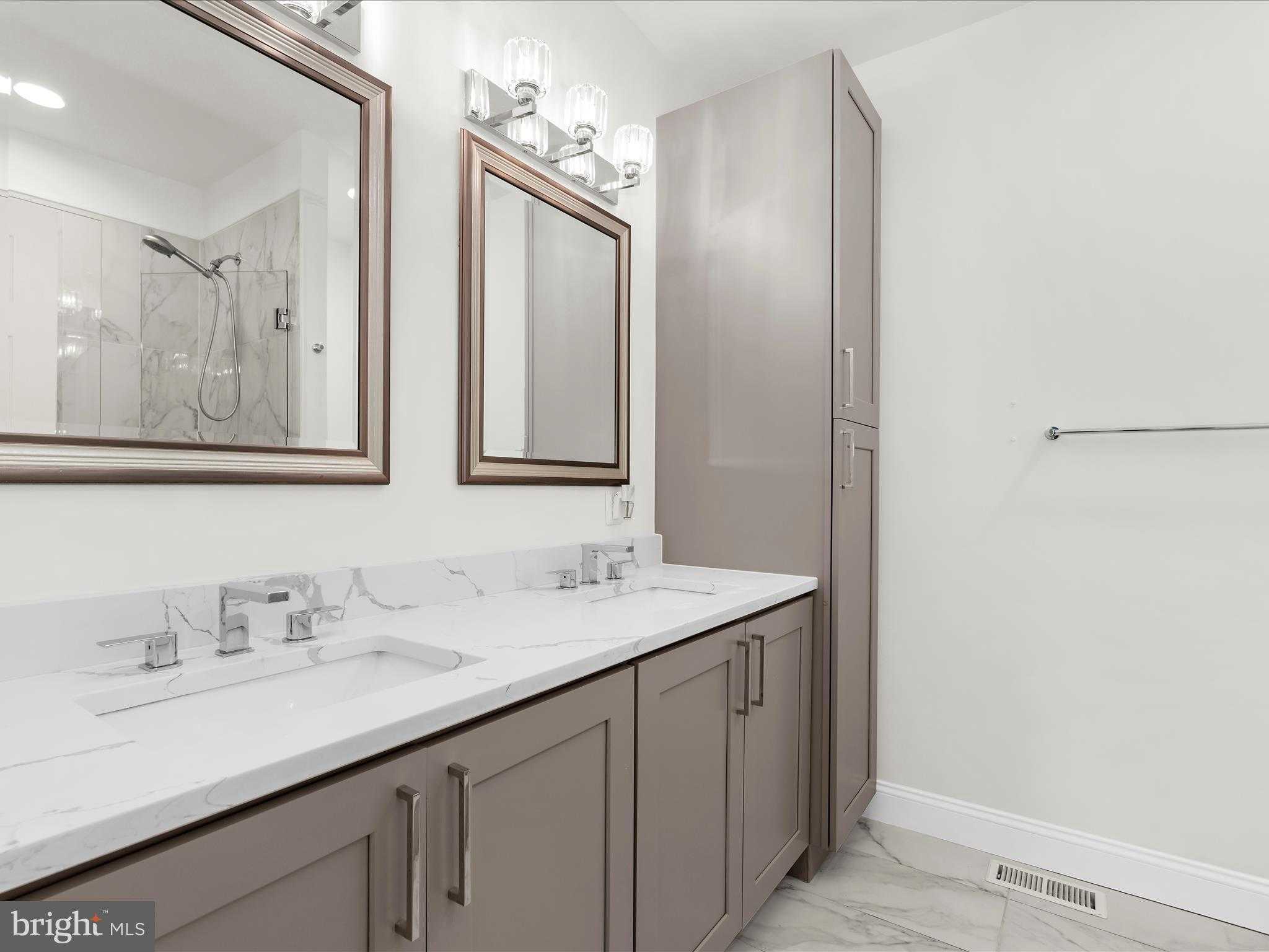 505 Mosher St photo 32