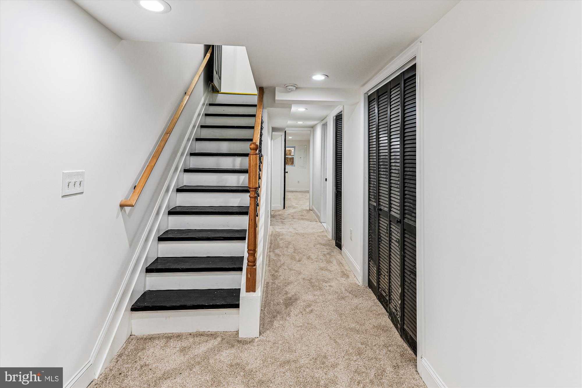 2611 E Preston St photo 29