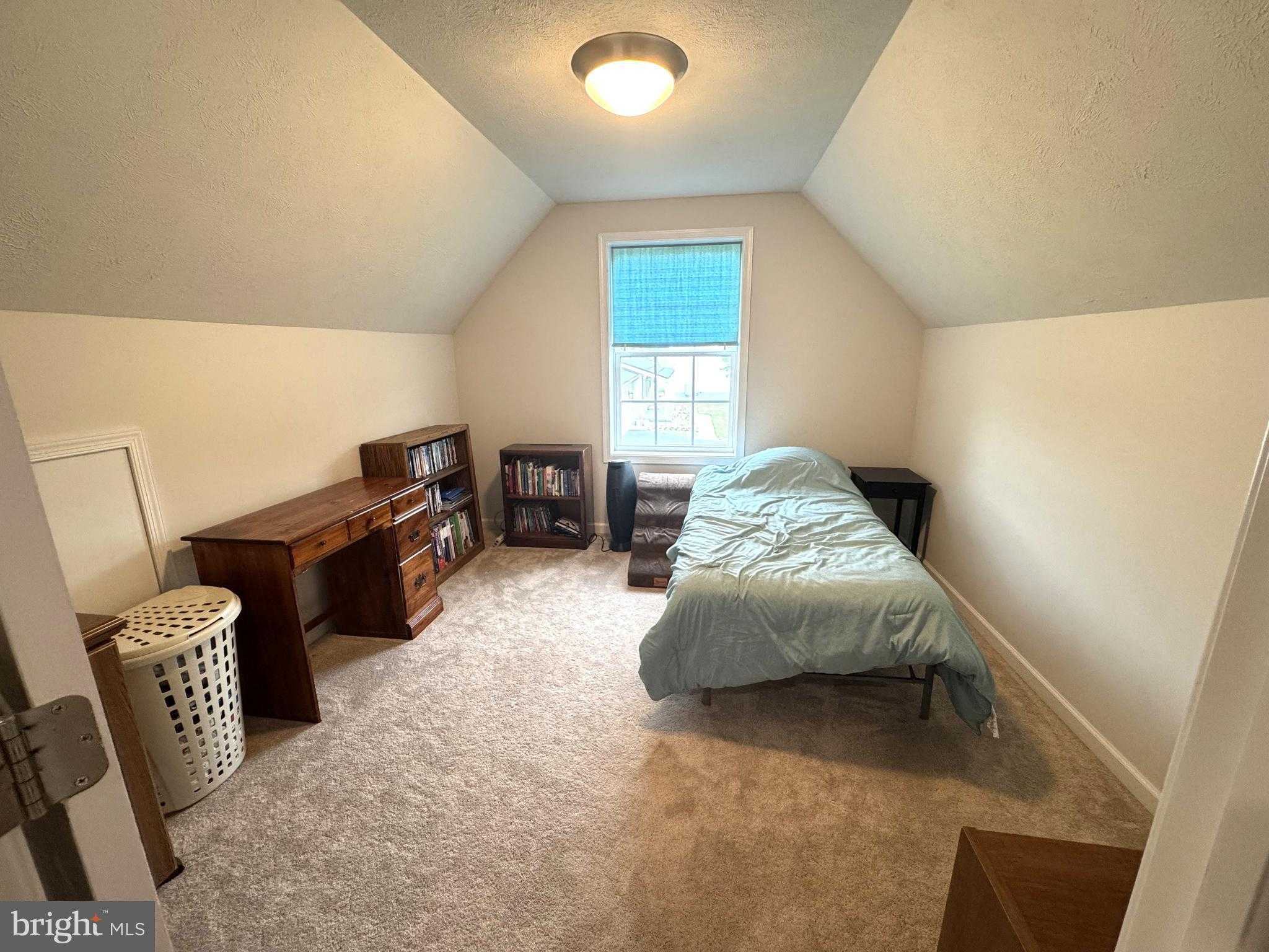 65 Hillside Dr photo 16