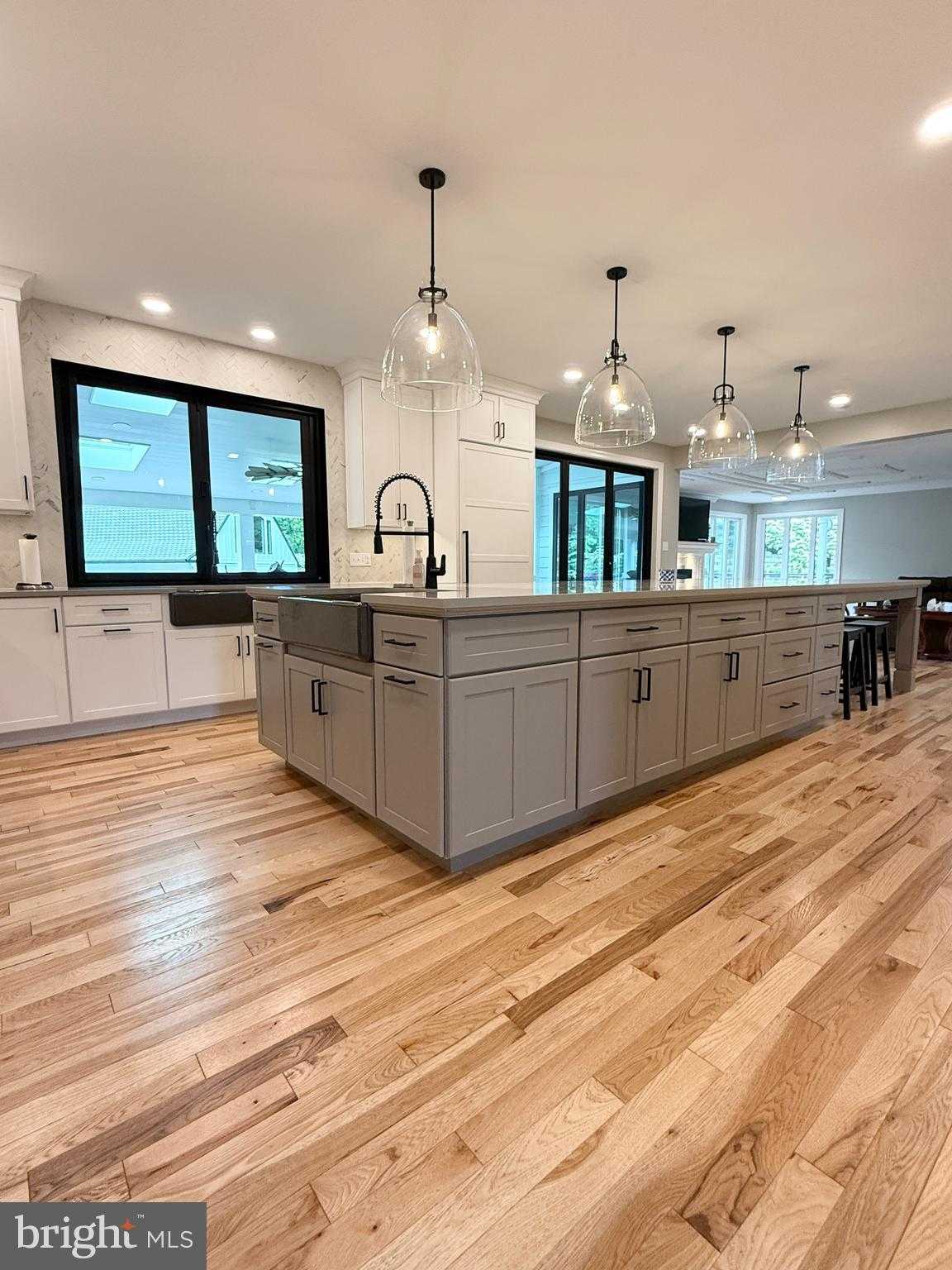 821 Burrows Run Rd photo 37