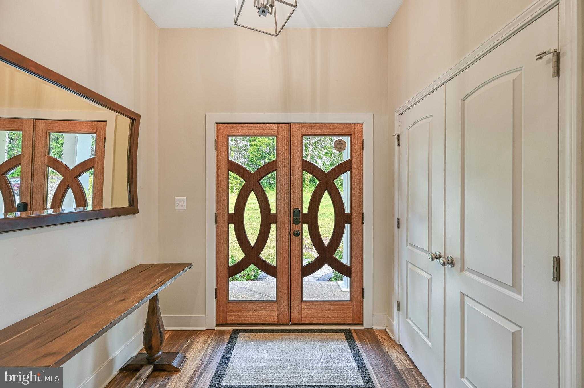 5727 Private Rd photo 3