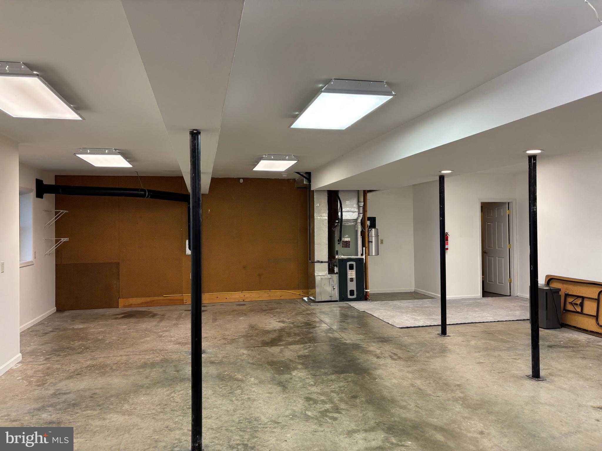 934 Samerica Dr photo 71