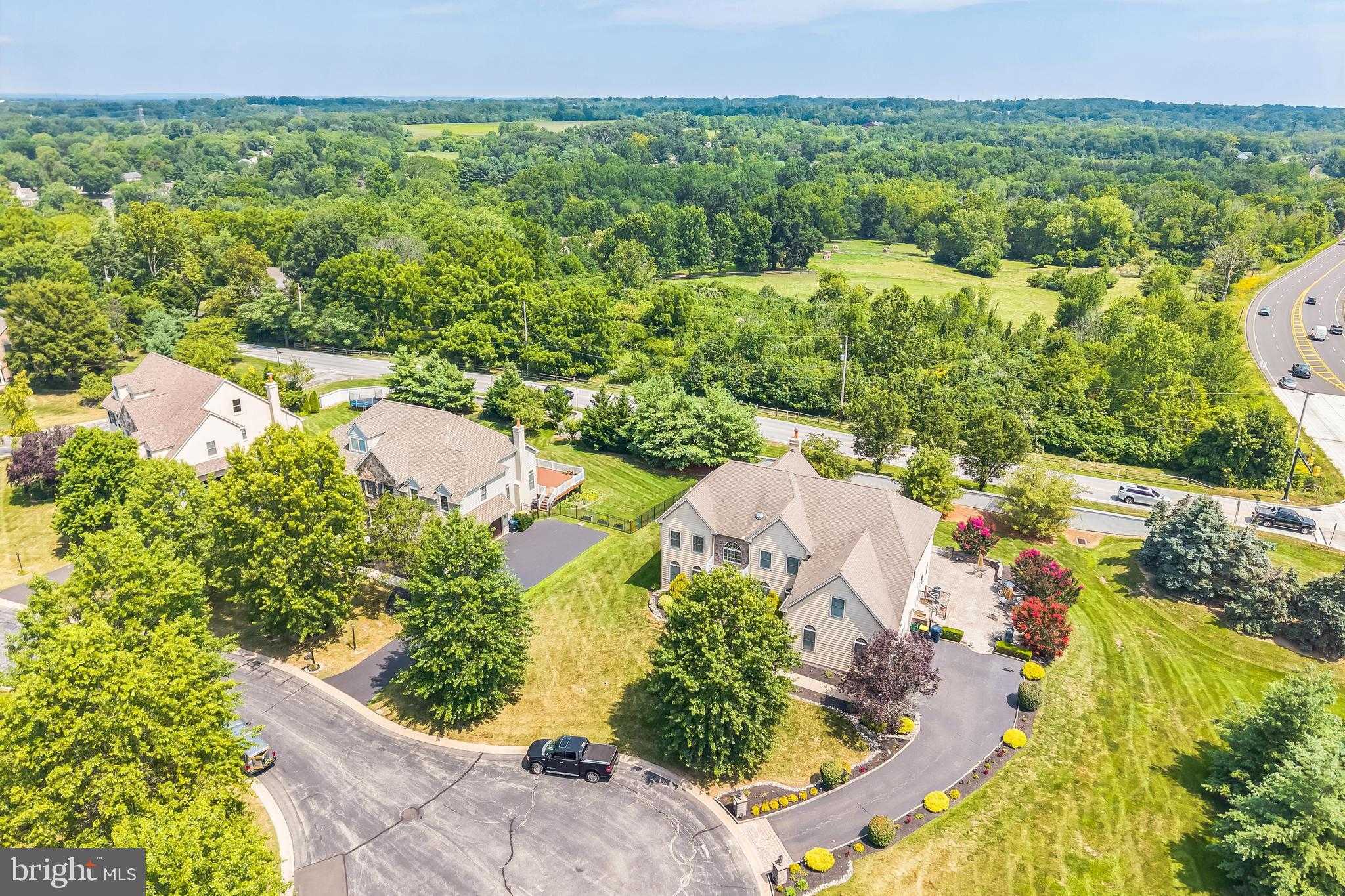 1401 Hampstead CT photo 68