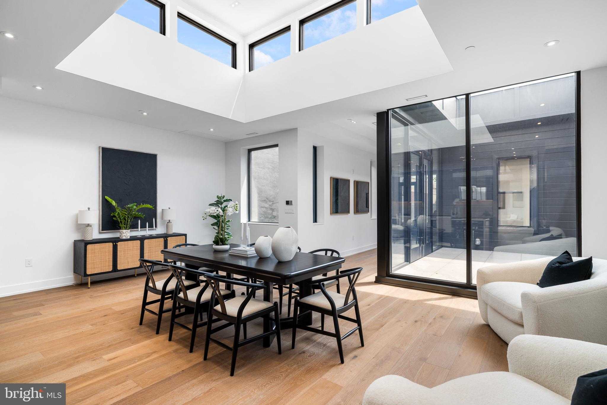 124 N 2nd St Ph photo 23