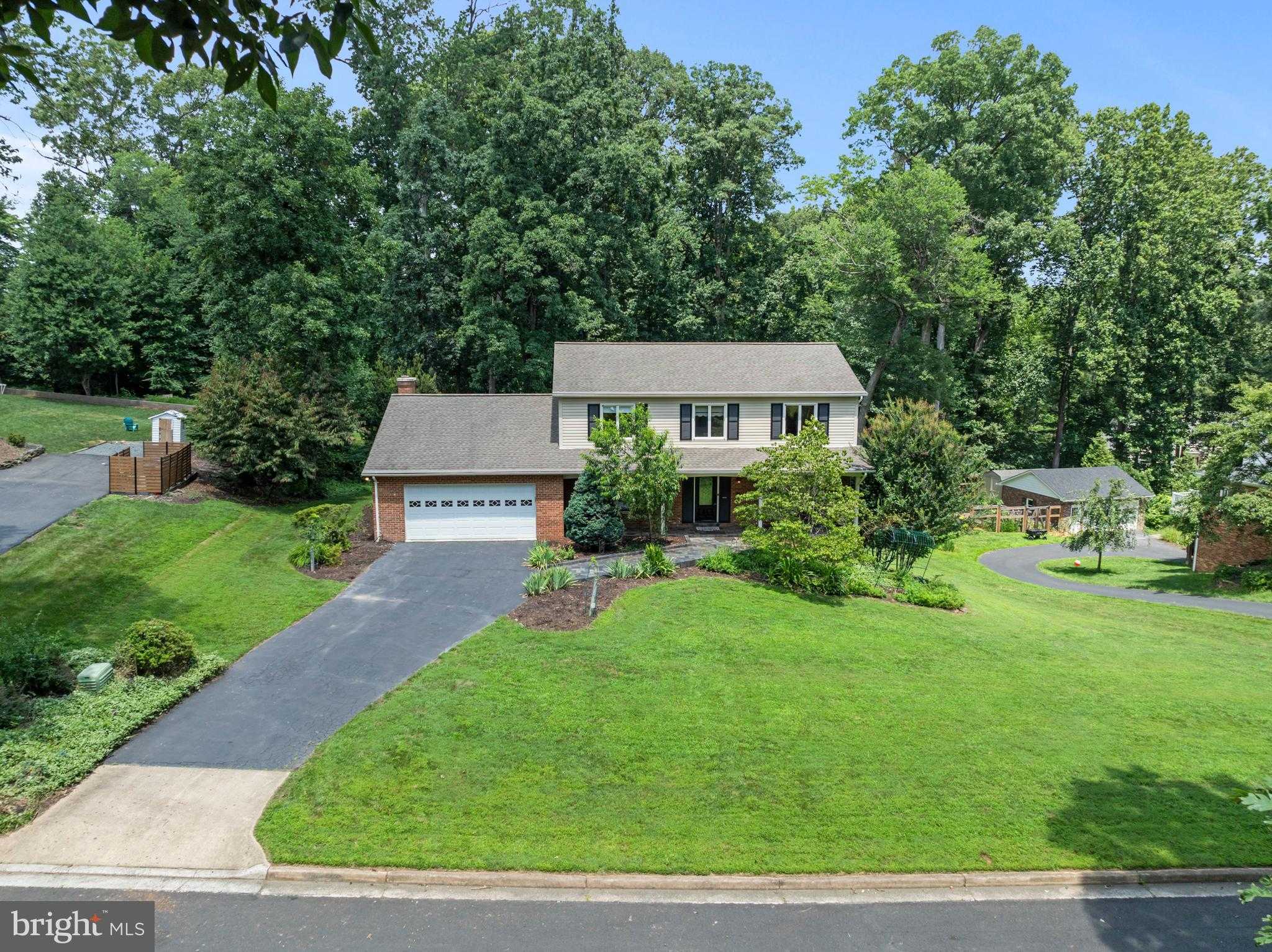 11608 Helmont Dr photo 2