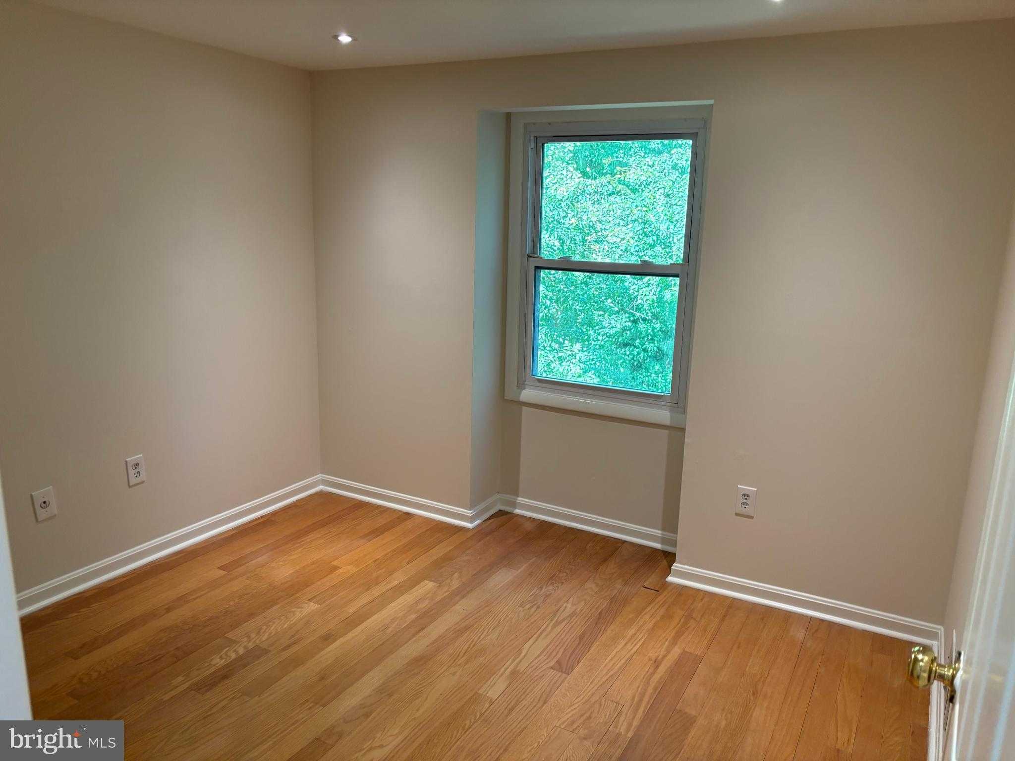 9302 Berrybrook Pl photo 19