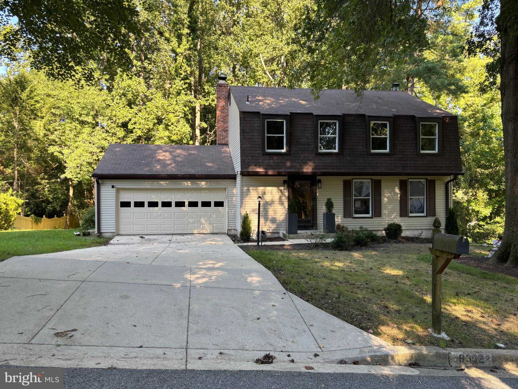 9302 Berrybrook Pl photo 2