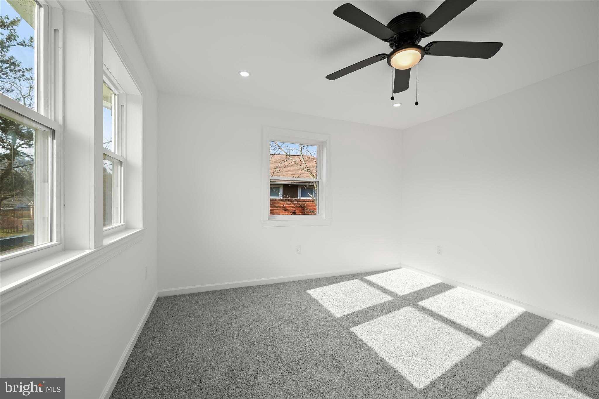 4100 Underwood St photo 44