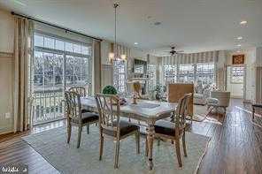 159 Lexington Mnr photo 6