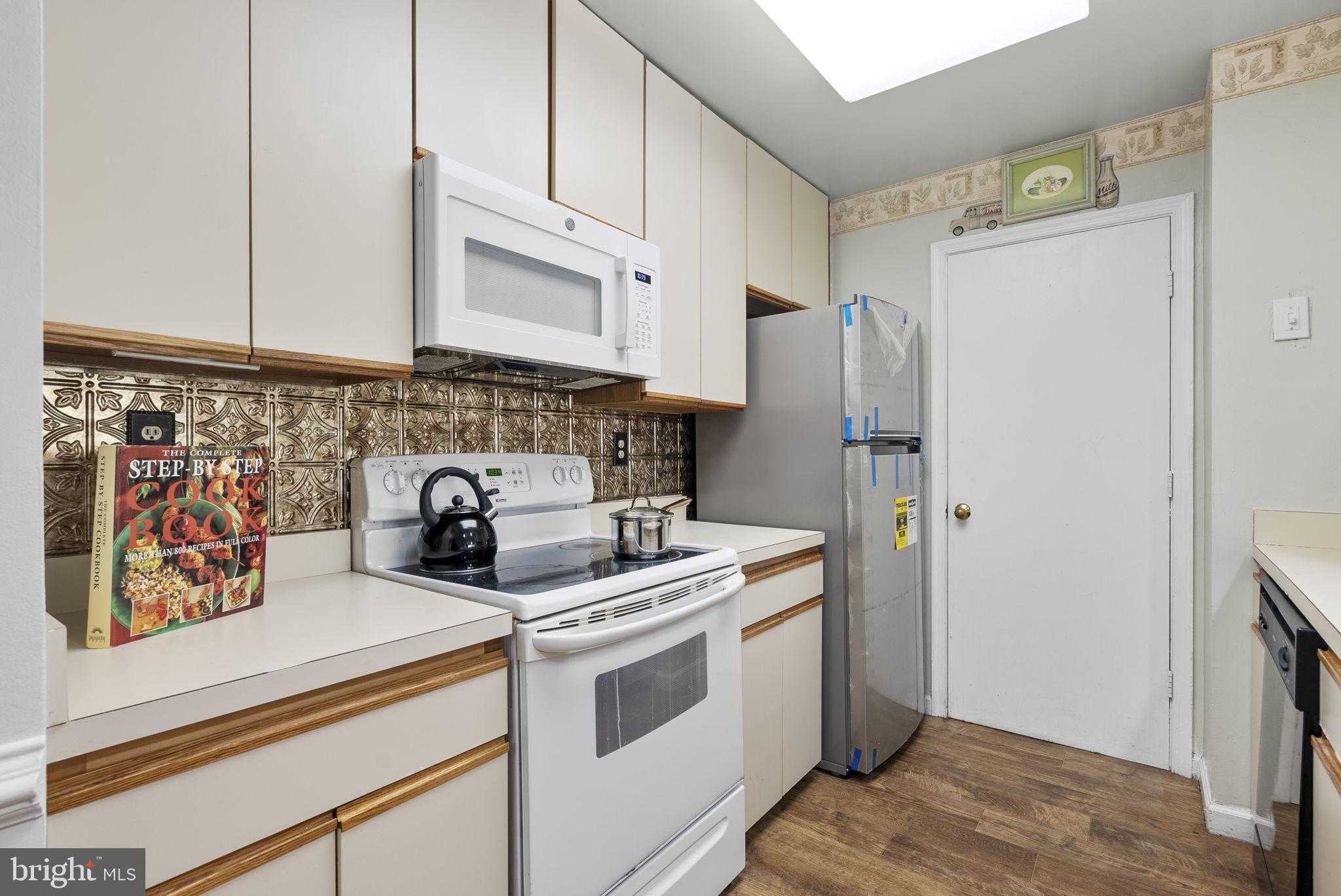 13708 Modrad Way # 7b-33 photo 9