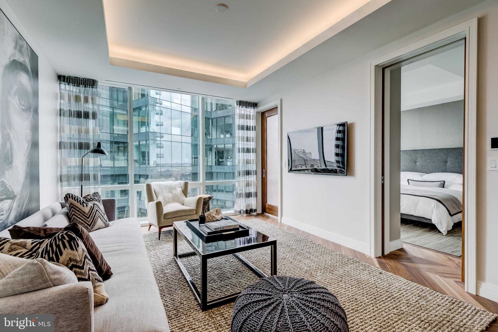 300 International Dr Unit 1907 photo 5