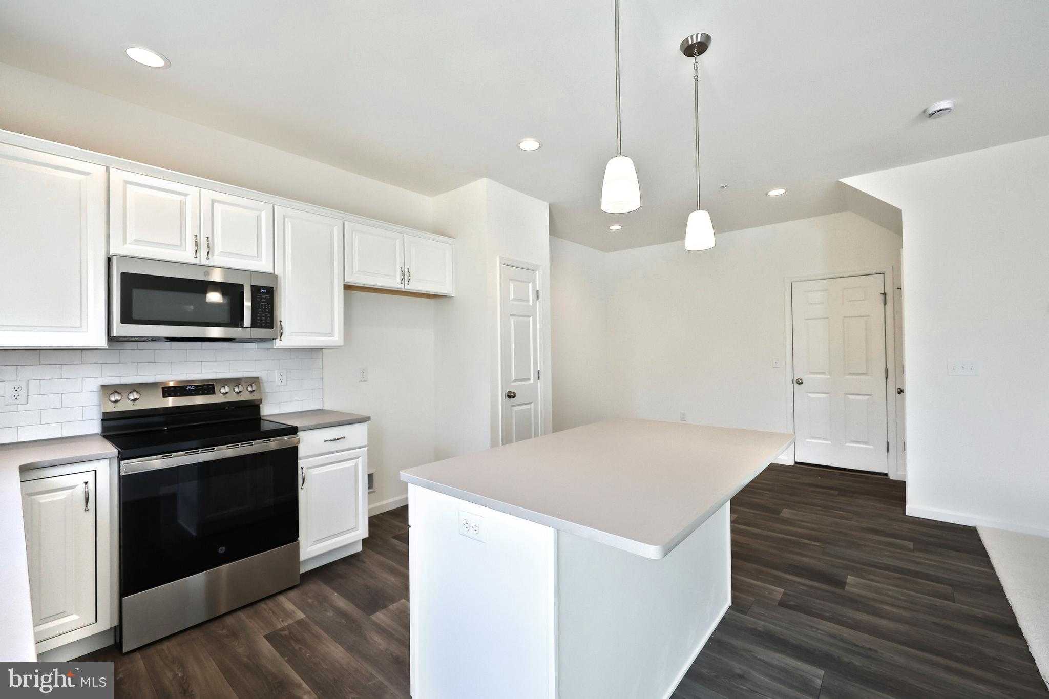 7857 Briarwood Dr photo 7