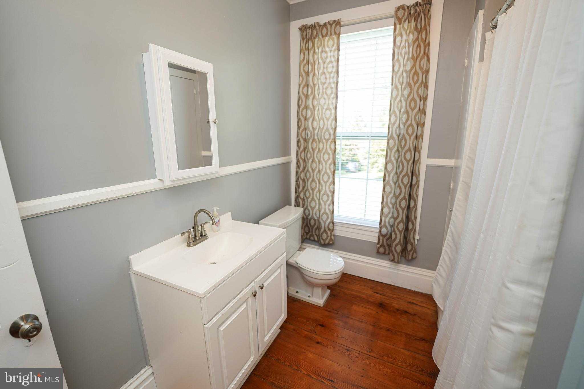 11619 Somerset Ave photo 37