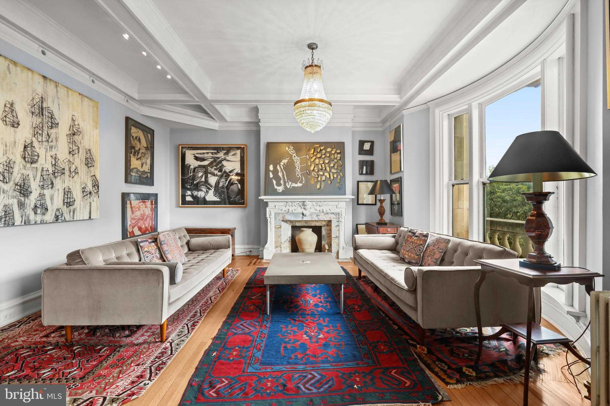 700 N Charles St photo 10