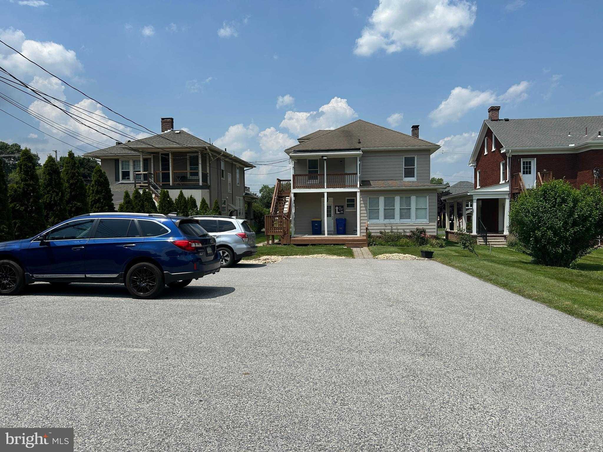 1508 E Market St photo 5