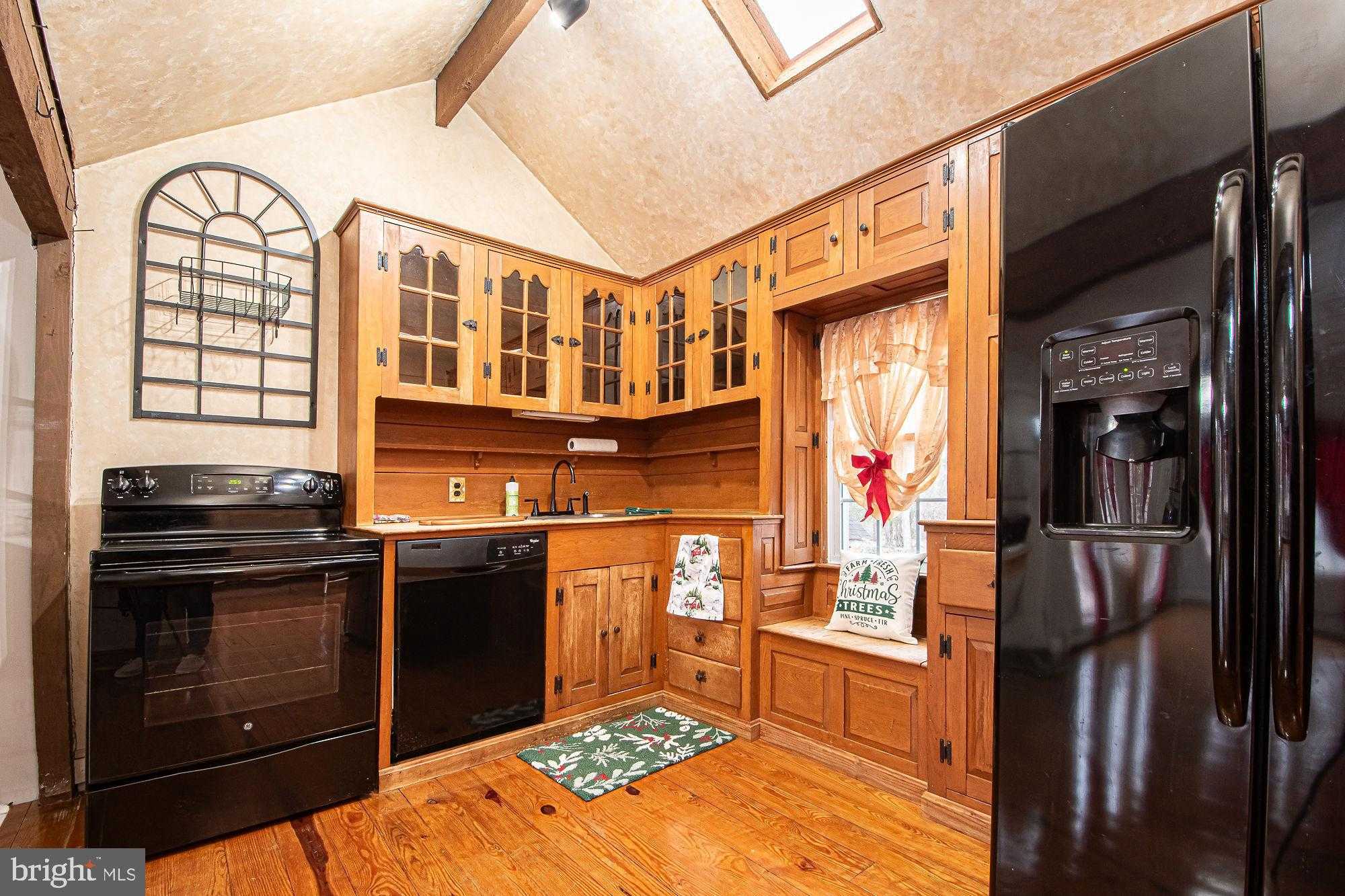 8270 Rogues Rd photo 12