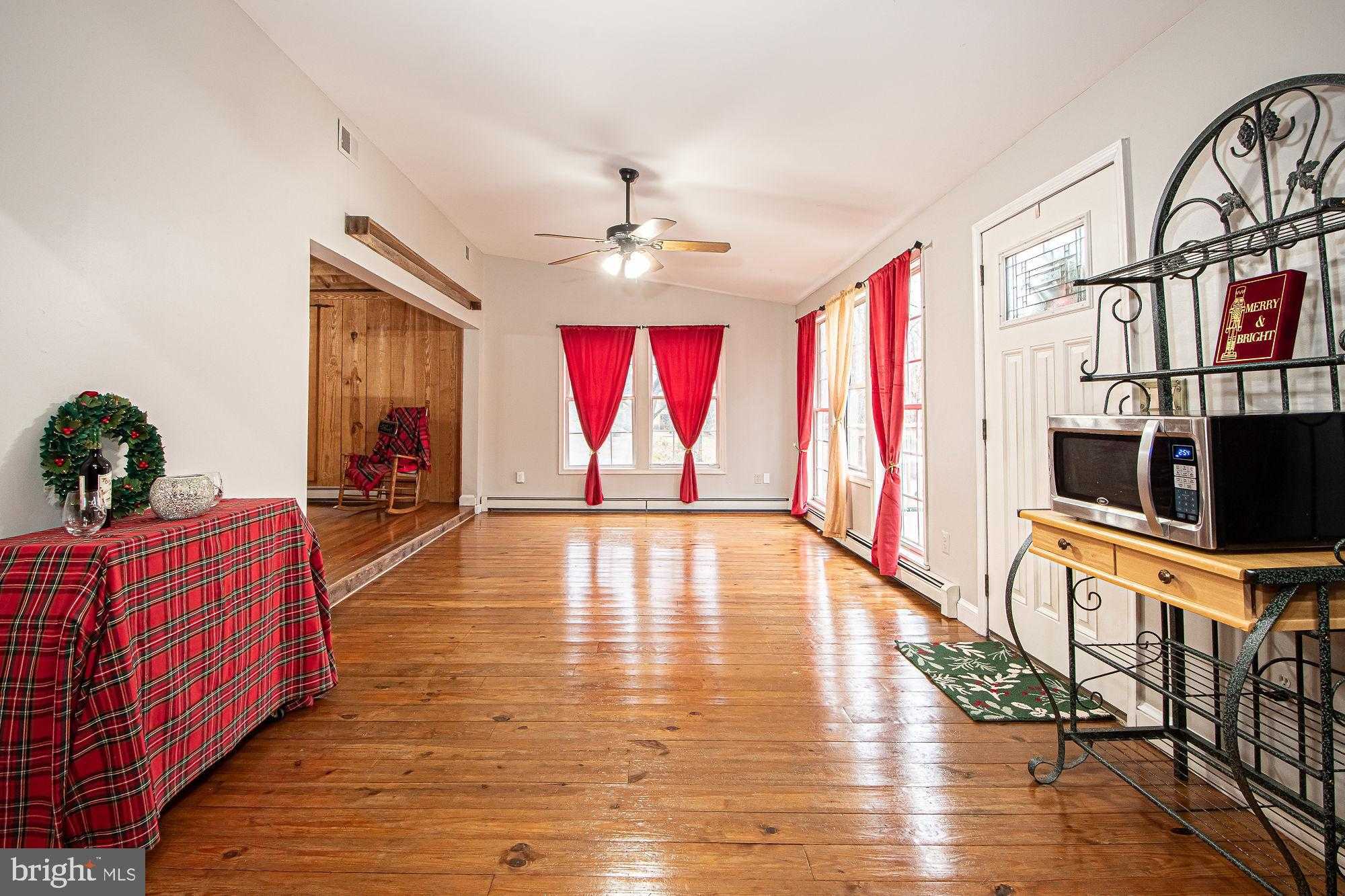 8270 Rogues Rd photo 8