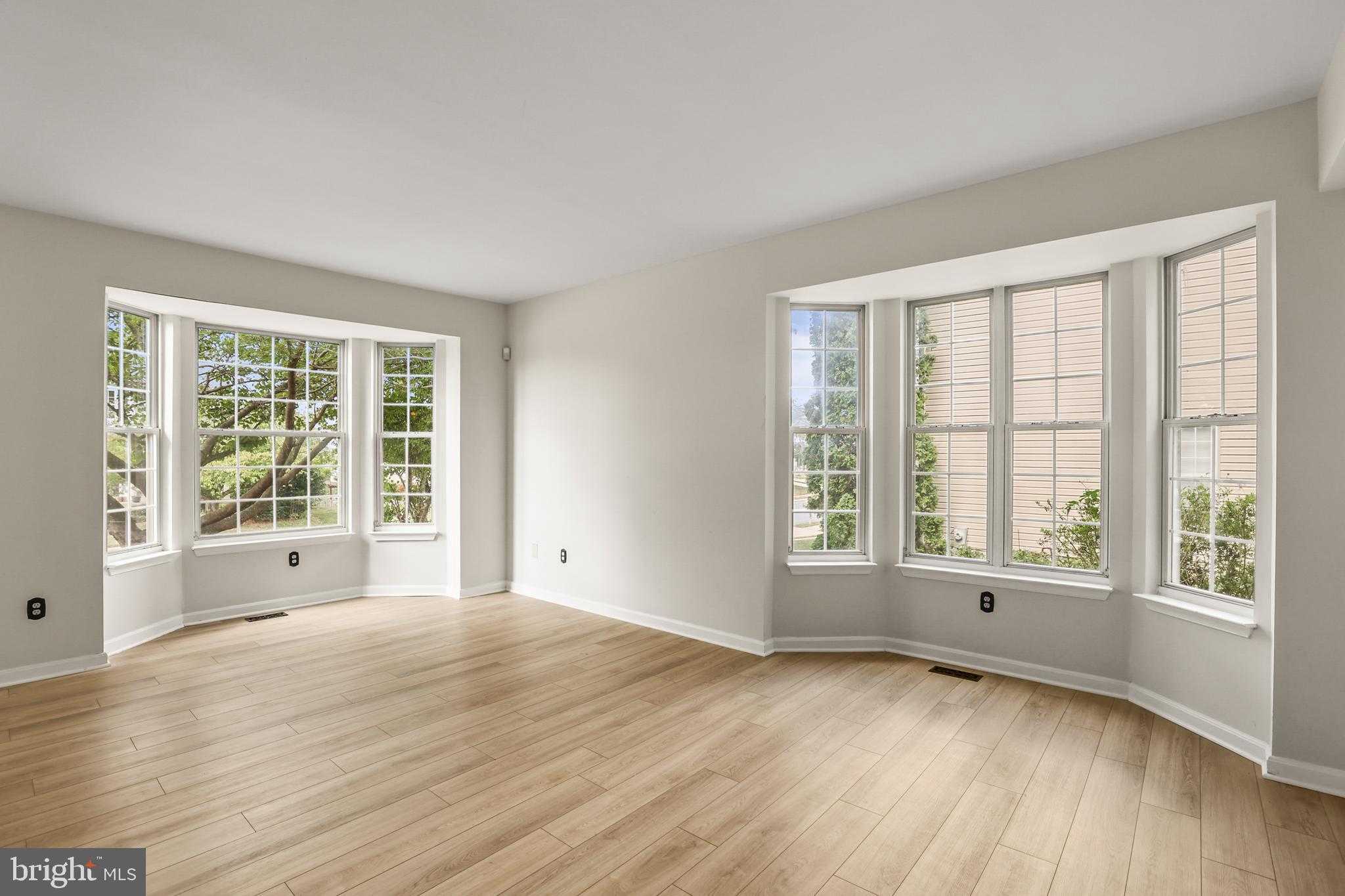 1159 Canon Way photo 6