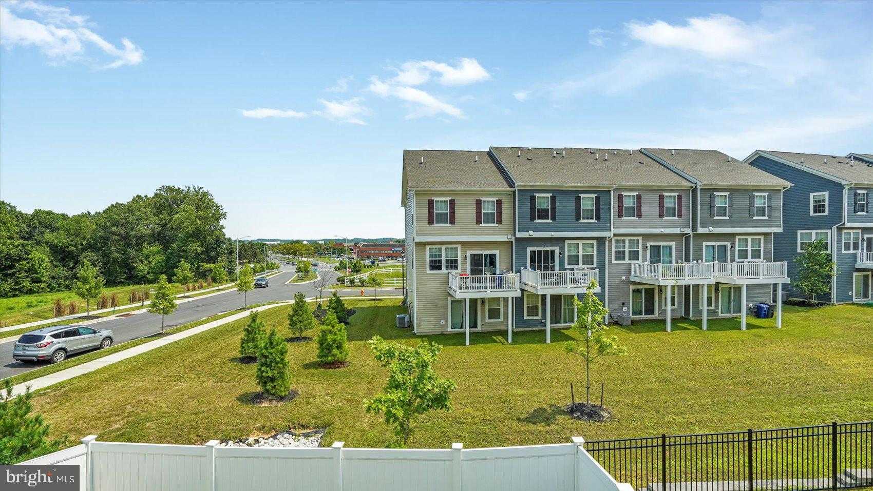 5085 Silver Oak Dr photo 37