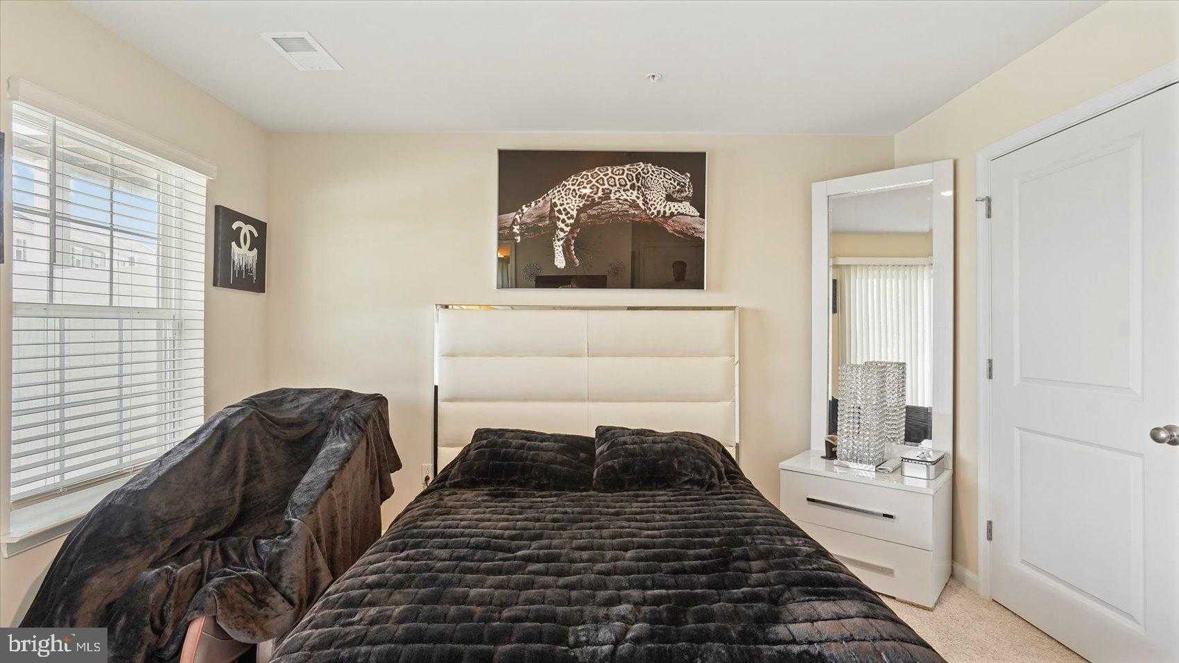 5085 Silver Oak Dr photo 6