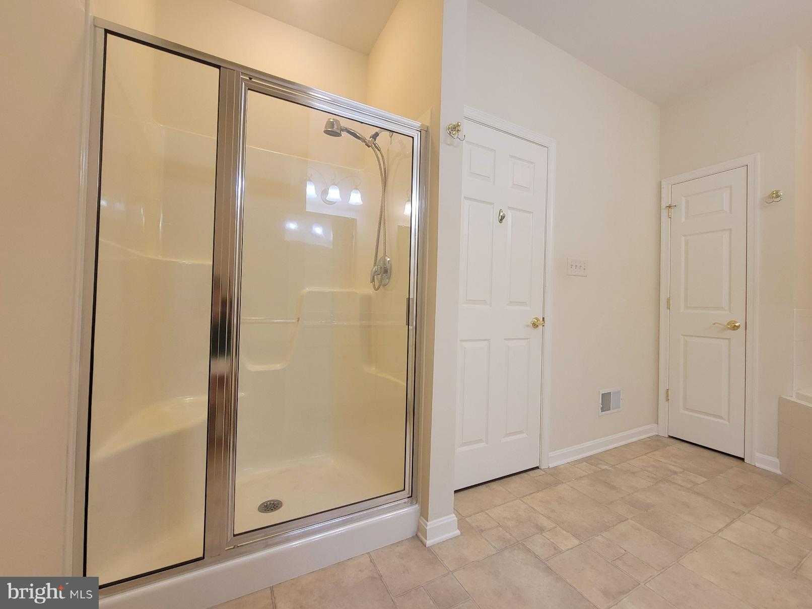 1852 Meridian Dr photo 21