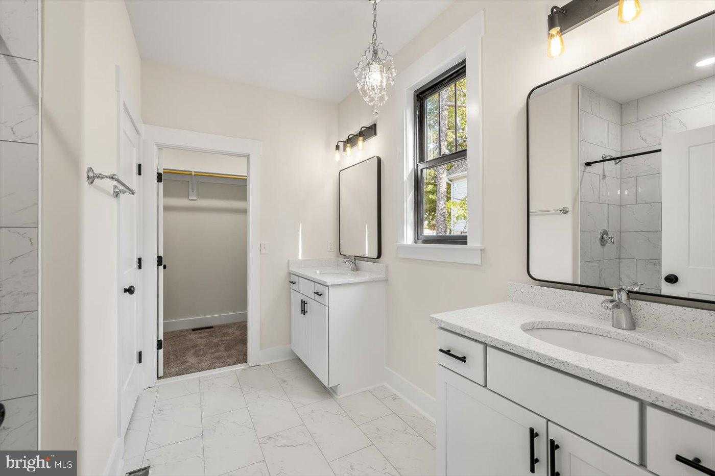 111 Huntington Hills Ln photo 32