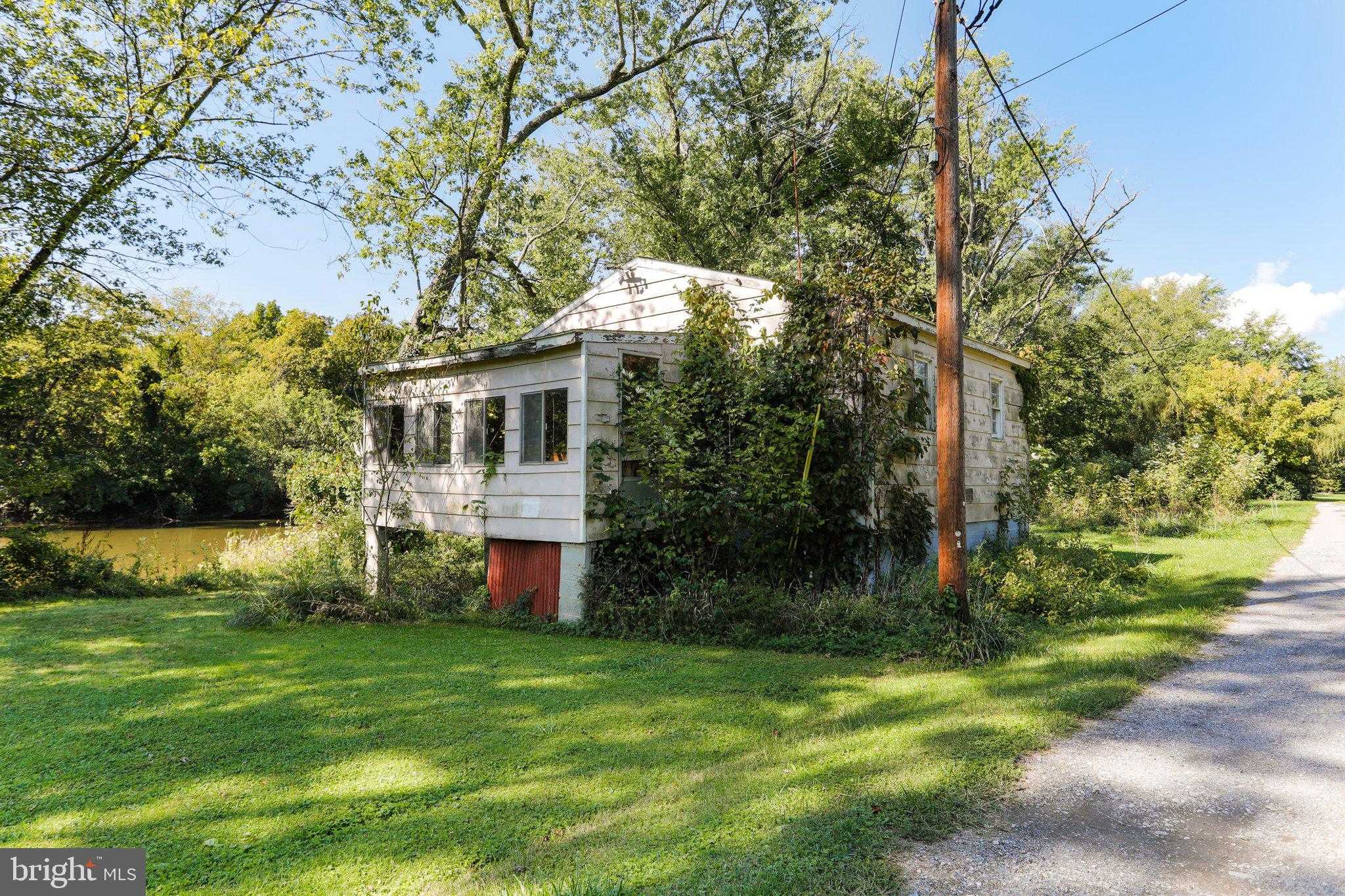 13726 Hopps Landing Rd # B photo 16