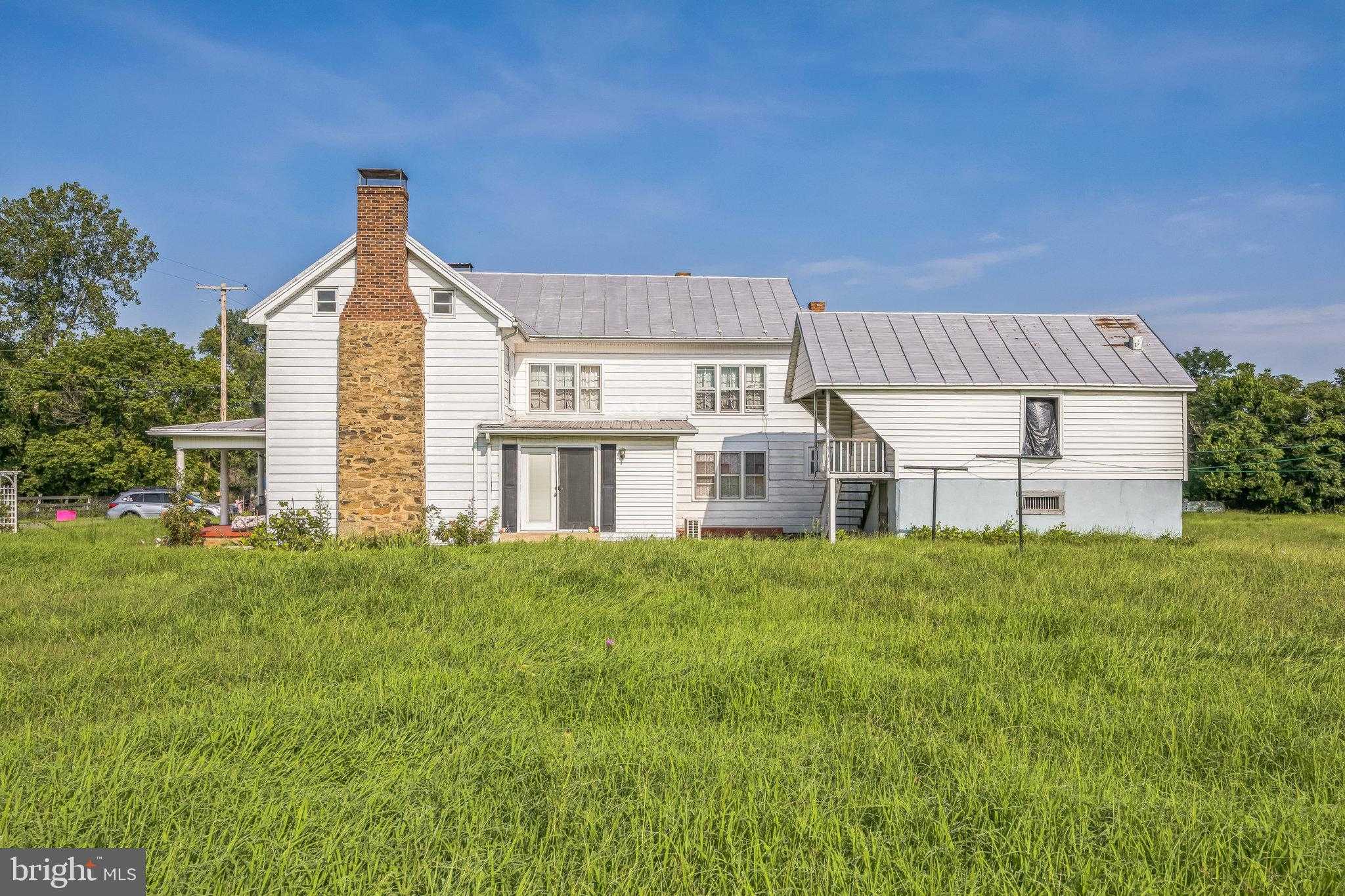 221 Kite Hollow Rd photo 2